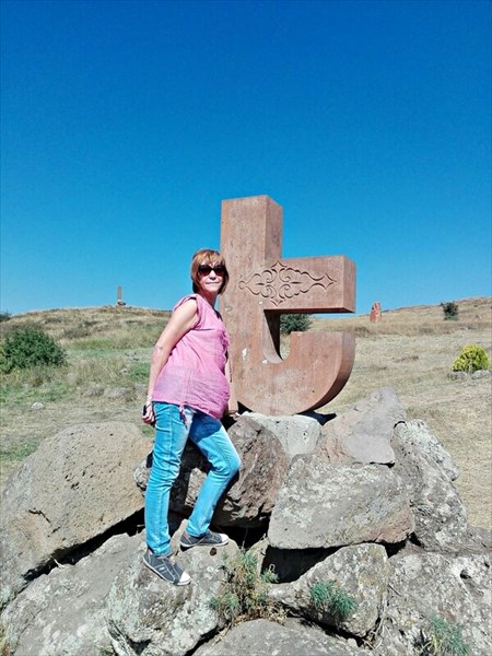 018-Памятник армянскому алфавиту